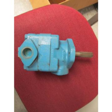 VICKERS VANE V20 1P13P 11B 11L NOS 11 spline shaft  Pump