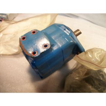 Vickers Hydraulic Model Number 25V21A or 1A22R or 21371171 Pump