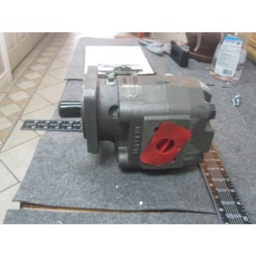 NEW PERMCO HYDRAULIC # M5000C731ADNK2032 Pump