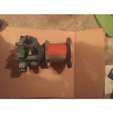 Continental PVR1520B15RF05F 20GPM Hydraulic Press Comp Vane  Pump