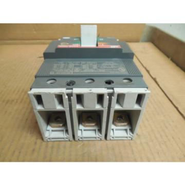 ABB BREAKER SACE TMAX T3S 225 225A 255 A AMP 480-600V VOLT 3 POLE T3S225