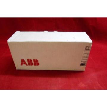 NEW In Box  ABB  K7TK  Lug Terminal Kit for SACE Breakers S7 4/0awg- 3 LUGS