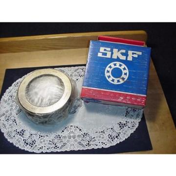 SKF Thrust Ball Bearing 52222 Double Thrust Ball Thrust Bearings Spherical Seat Type NEW IN BOX!