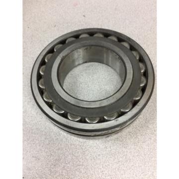 NEW NO BOX SKF SPHERICAL ROLLER BEARING 22213 CCK/W33