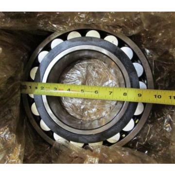 FAG 22228E SK 22228ESK C3 SPHERICAL ROLLER BEARING 140x250x68MM (PP5)