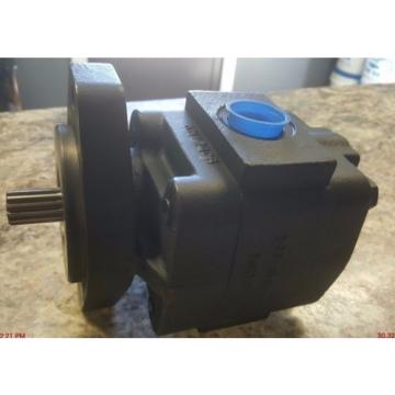 P2100C386AD211587, Permco, Hydraulic Gear  Pump