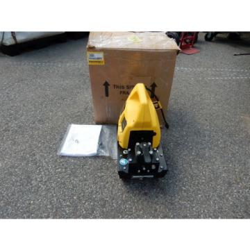 ENERPAC ZU4308LB ELECTRIC HYDRAULIC VM33 VALVE 10000 PSI NEW Pump