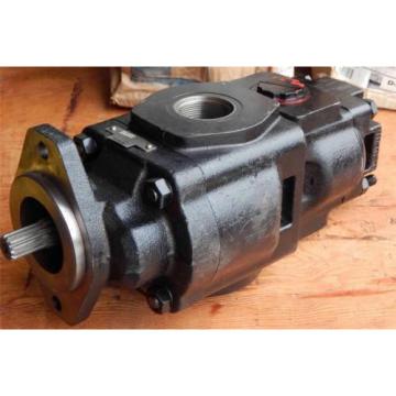 NEW Parker Hydraulic  7049520004 Pump