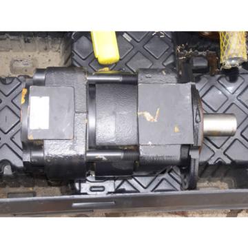 Bucher QX63080R hydraulic pump OLD STOCK innenzahnradpumpe /  Invoice Pump