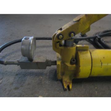 Enerpac P801 Hydraulic Hand 1000psi W/ Hose And Pressure Gage Pump