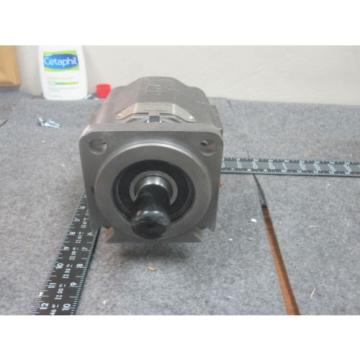 NEW PERMCO HYDRAULIC # M5000C731ADNK2032 Pump