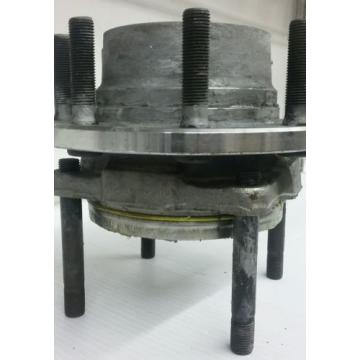 Precision Wheel Bearing &amp; Hub Assembly BR930695