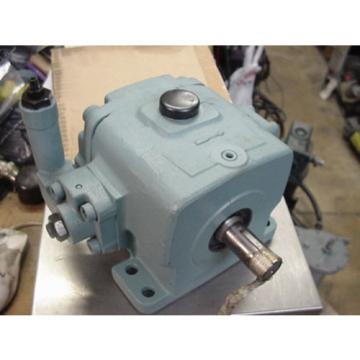 New Nachi hydraulic variable volume vane pump WVDC2A2A320 VDC2A2A320  Pump