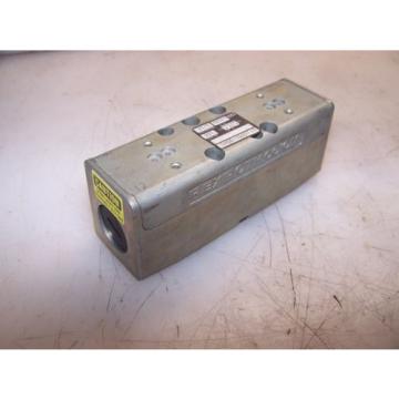 NEW REXROTH PNEUMATIC SOLENOID VALVE GT10050-3340  150 PSI MAX