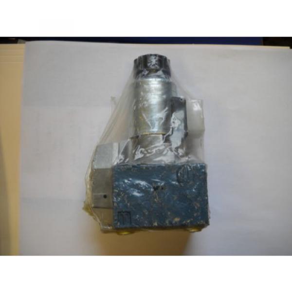 Rexroth M-3 Hydraulic Solenoid Valve #2 image