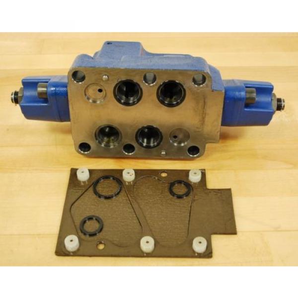 Rexroth 4WEH22E76/6EG24N9EK4, MNR:R900906186 Hydraulic Base Valve. - USED #3 image