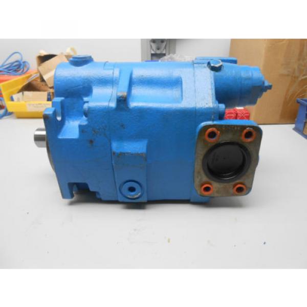 VICKERS Hydraulic Model: PVM057ER09GS02AAE Part No:00200 Pump #9 image