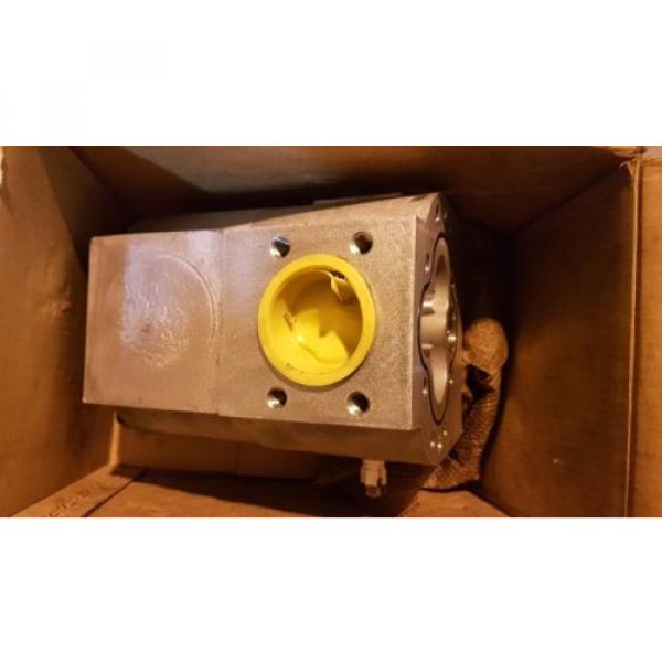 New Caterpillar Hydraulic 3G2280 Pump #1 image