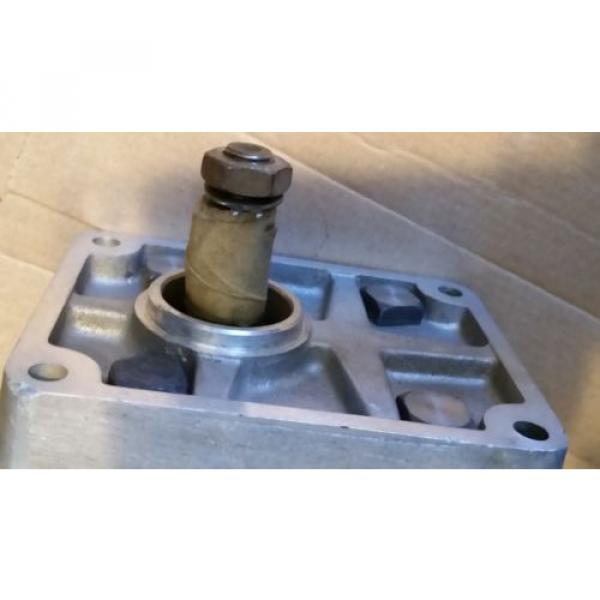 Dowty1P Hydraulic Gear 1P3052 1P3052 A Pump #4 image