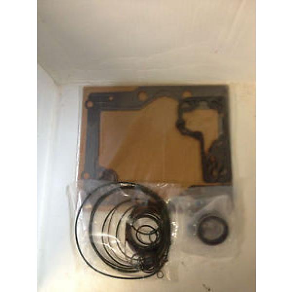 REPLACEMENT NEW SEAL KIT FOR SUNDSTRAND 90 SERIES 250CC HYDROSTATIC  Pump #1 image