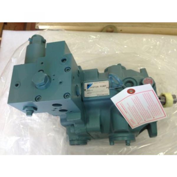 Daikin VSeries Hydraulic Piston V38SAJSBRX95 Pump #1 image