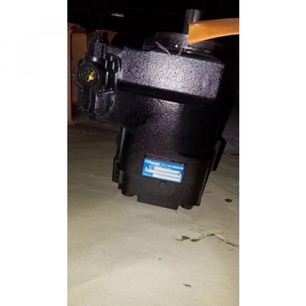 Oilgear Hydraulic w/Load Sense Module Pump #9 image