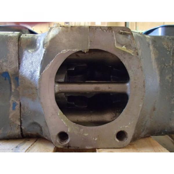 VICKERS ,PERFECTION F34535V50A38860D22R HYDRAULIC USED Pump #9 image