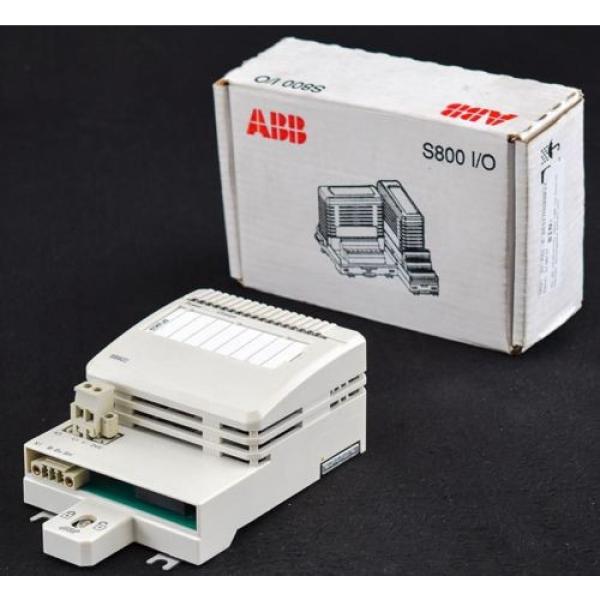 NEW ABB 3BSE018172R1 SB822 S800 I/O External DIN-Rail Rechargeable Battery Unit #1 image