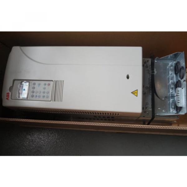 ABB ACS800-31-0016-3+E200  Frequenzumrichter  mit Bedienfeld #1 image