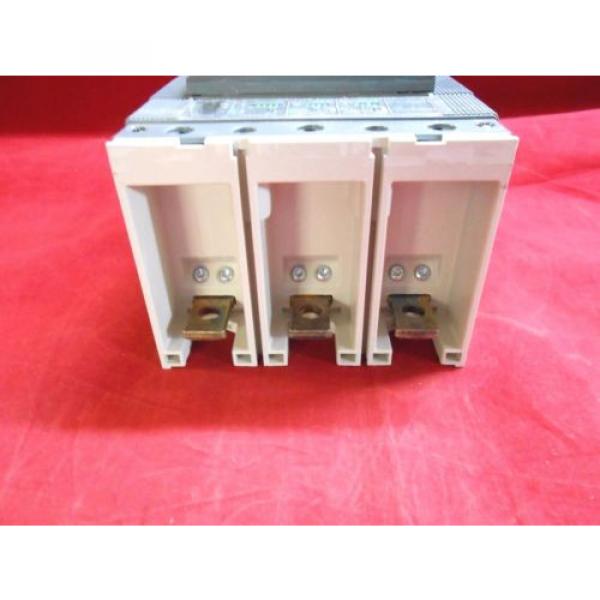 New In Box ABB T5N400CW T5 CIRCUIT BREAKERS 1SDA058153R1 tmax lsi t5n400bw tw #5 image