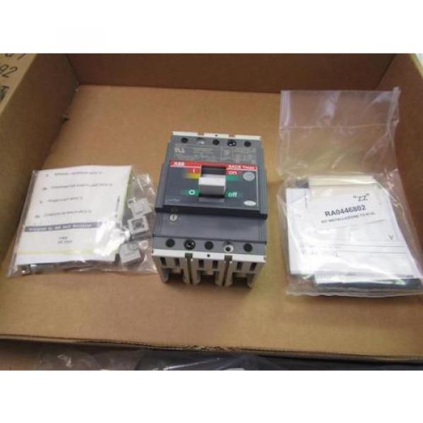 ABB TMAX T2H 1SDA053954R1 3-POLE CIRCUIT BREAKER 50A 480V 50/60 Hz #1 image