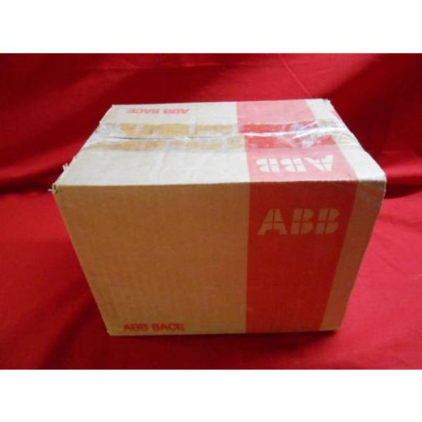 ABB ESB43125LBER  BREAKER  NEW 125 AMP 480 VAC 3 POLE  6 LUG BELL #9 image