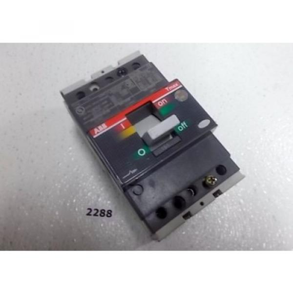 ABB E93565 TMAX 277-600Vac/500Vdc 15A 3P Circuit Breaker #1 image