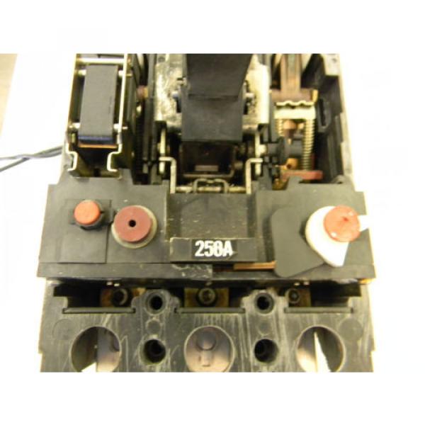 ABB MJ-4333250 Amp Circuit Breaker w/ Aux 120V Trip 600 Vac 3 Pole   C6 #2 image