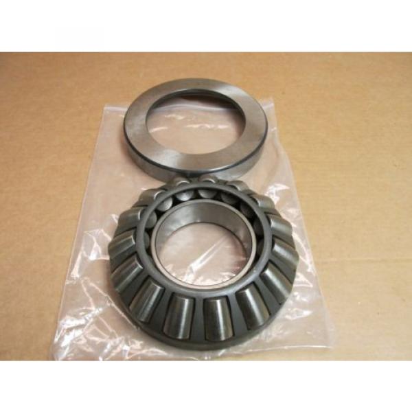 NEW SKF 29424E SPHERICAL ROLLER THRUST BEARING  w/ CUP 29424 E 120x250x78 mm #1 image