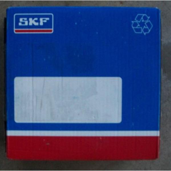 NEW IN BOX SKF 22313 E/VA405 SKF Spherical Roller MADE IN GREAT BRITAN #4 image