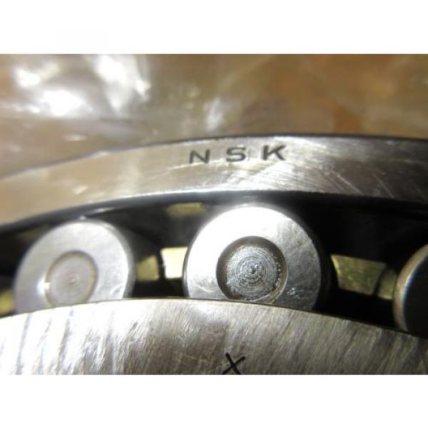 NSK 24028CE4 Spherical Roller Bearing;140 mm x 210 mm x 69 mm, Round Bore #4 image