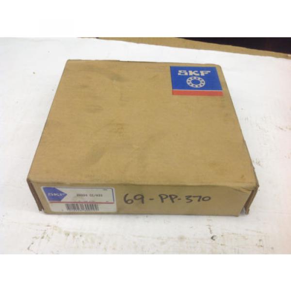 SKF 22224 CC/W33 Spherical Roller Bearing. New in Box #1 image