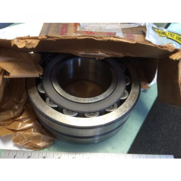 NEW SKF 22320C C3 EXPLORER SPHERICAL ROLLER BEARING, 100mm X 215mm X 73mm BP #1 image