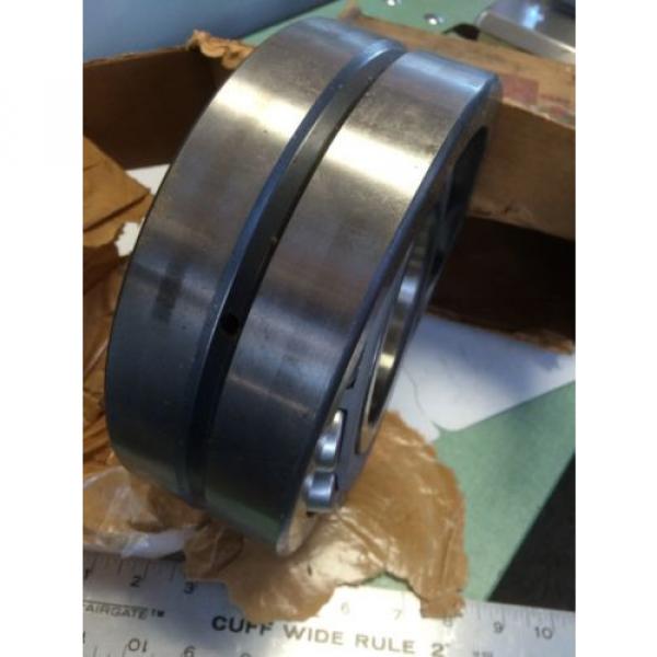 NEW SKF 22320C C3 EXPLORER SPHERICAL ROLLER BEARING, 100mm X 215mm X 73mm BP #2 image