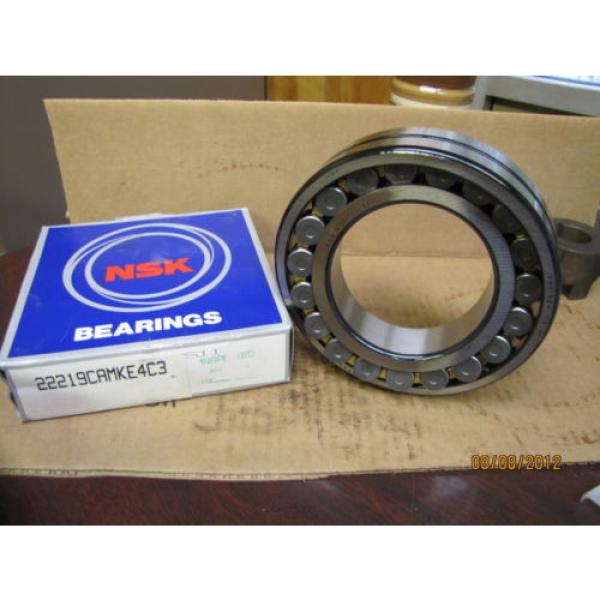 NSK Self-aligning ball bearings France Self Aligning Ball Bearing 22219CAMKE4C3S11 22219CAKS11 22219E4C3S11 New #1 image