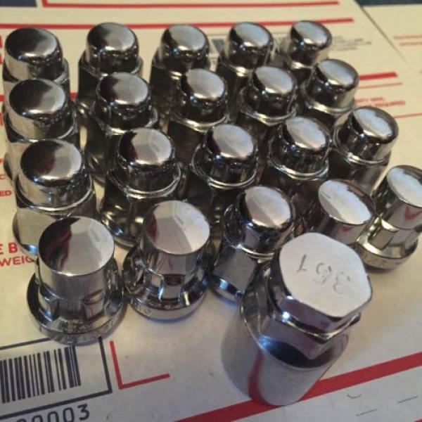 12x1.50 mm Lug Nuts &amp; Lock Set Chrome 16 Nuts Plus 4 Locks 1 Key Fits Many Makes #5 image