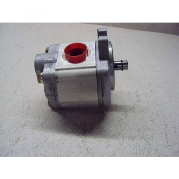 PRINCE 0712 HYDRAULIC GEAR 473990 NEW Pump #3 image