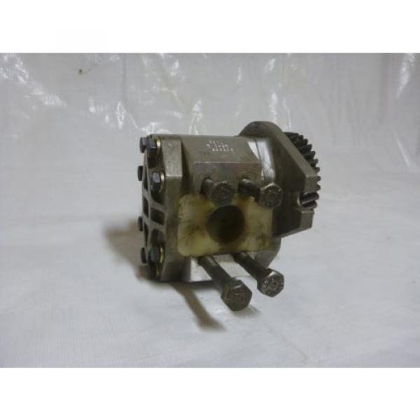 Shimadzu YP15 Series Hydraulic Gear  Pump #4 image