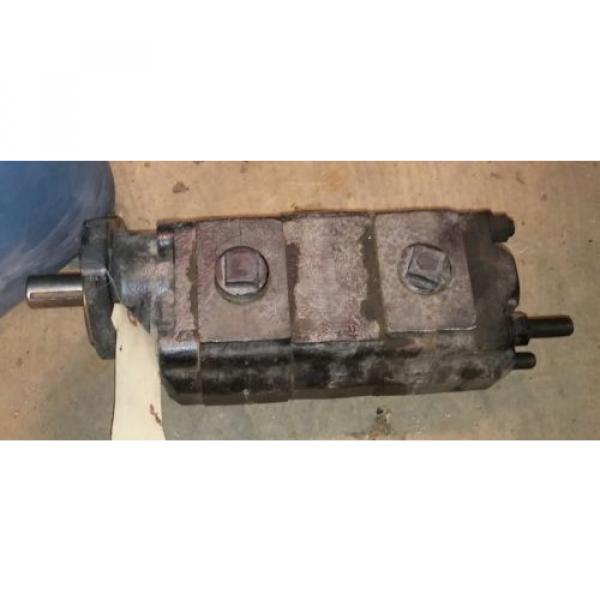 COMMERCIAL INTERTECH / PARKER HYDRAULIC Tandem/Dual Gears Pump #3 image