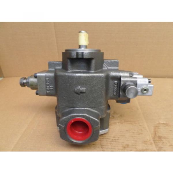 Bosch R97870951110HRM666928904 Hydraulic Vane s Variable Volume Pump #3 image