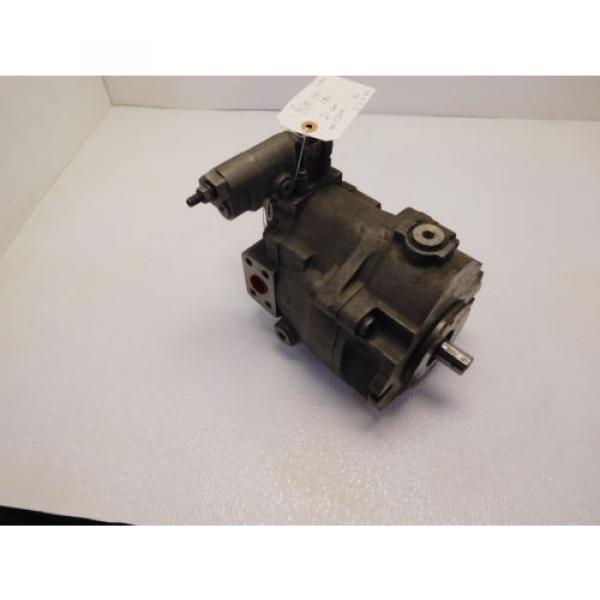 Vickers PVM045/050 Hydraulic Piston  Pump #1 image