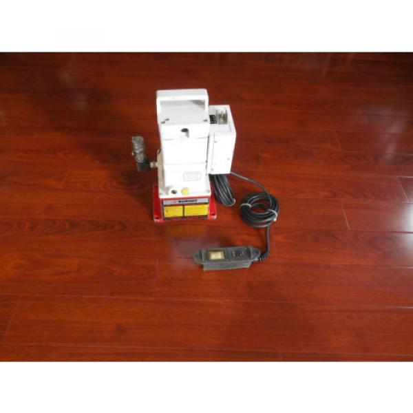 BURNDY EPP10 Lightweight Hydraulic , 10,000 psi Pump #1 image