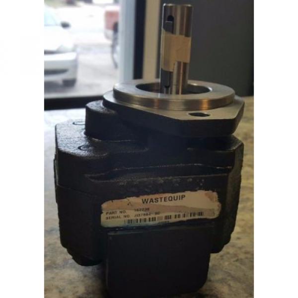 162238, Wastequip, Permco, Hydraulic Gear  Pump #1 image