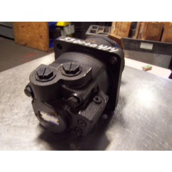 NEW CHARLYNN HYDRAULIC MOTOR 301533  Pump #3 image